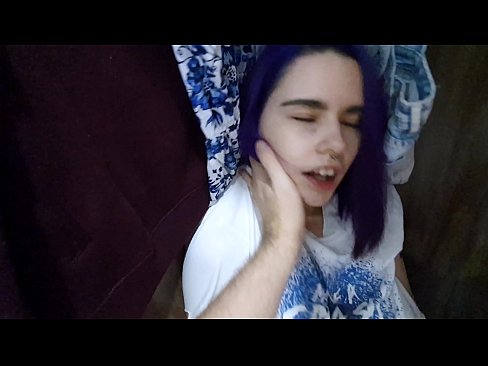 ❤️ Намерих сестра си в гардероба и й помогнах да свърши ❤❌ Секс в bg.amourpassionfever.ru ☑
